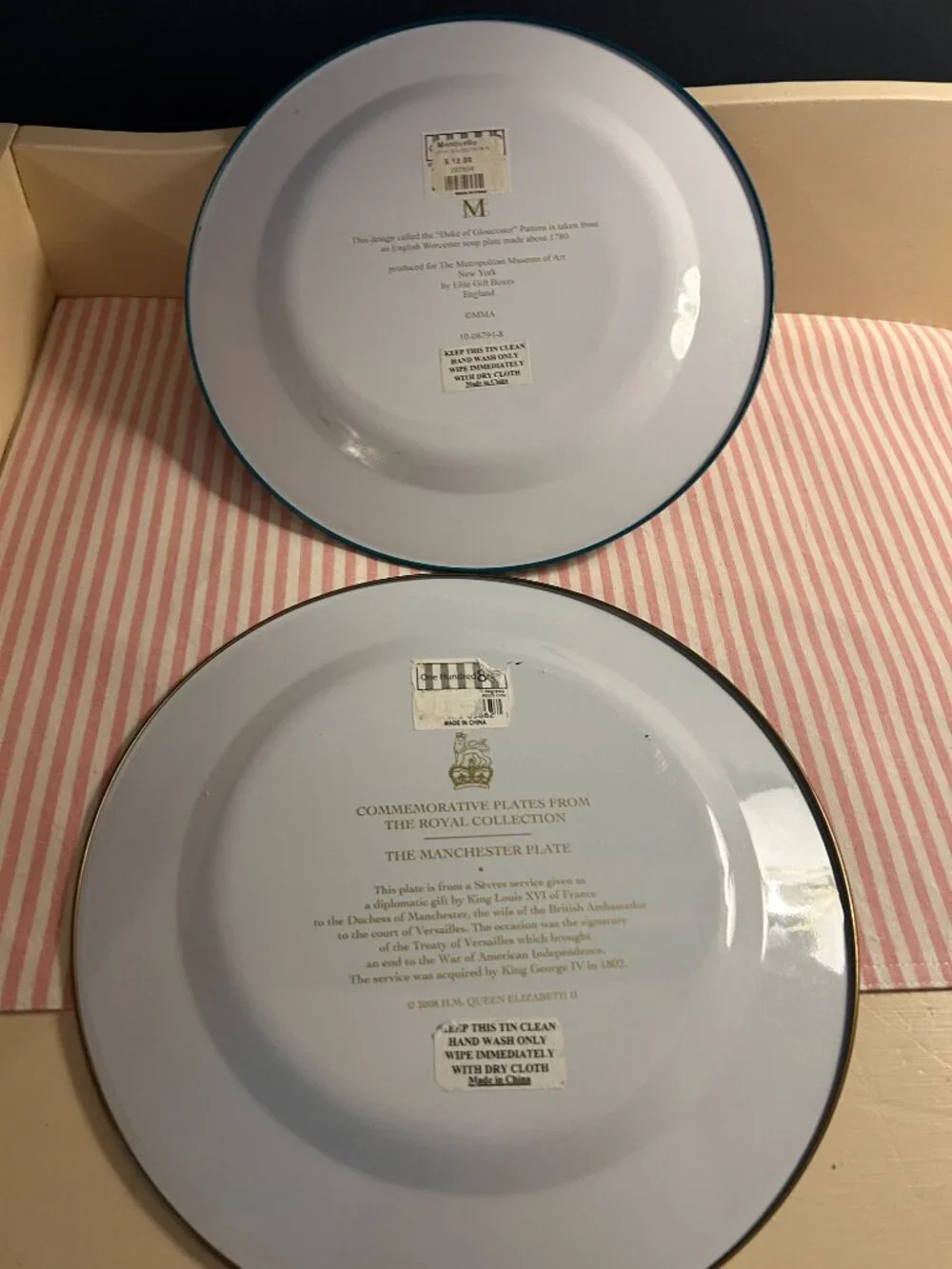 Royal Collection Metal Serving Platter Plates (Set of 2)